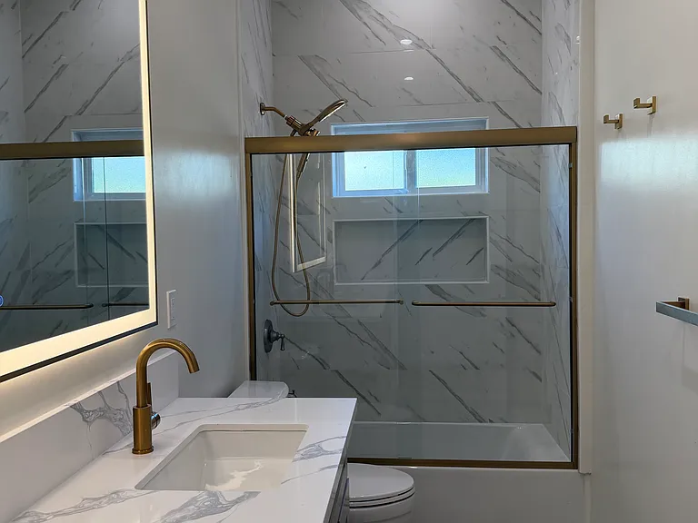 1250A Linden Ave — Photo 6