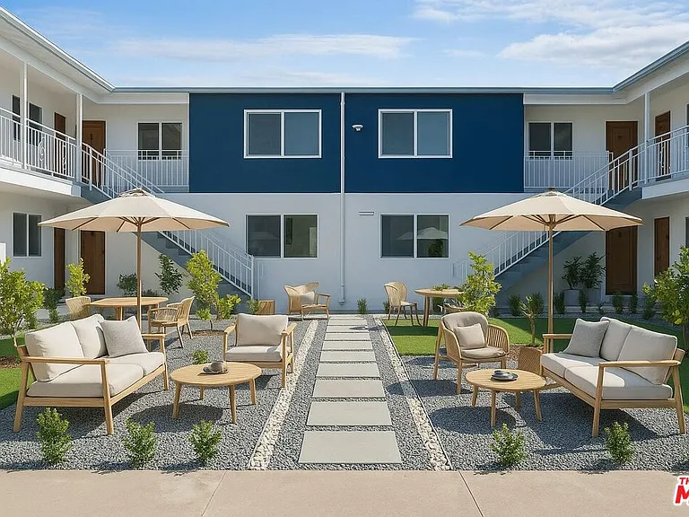 420 S Sepulveda Blvd #13 — Photo 4