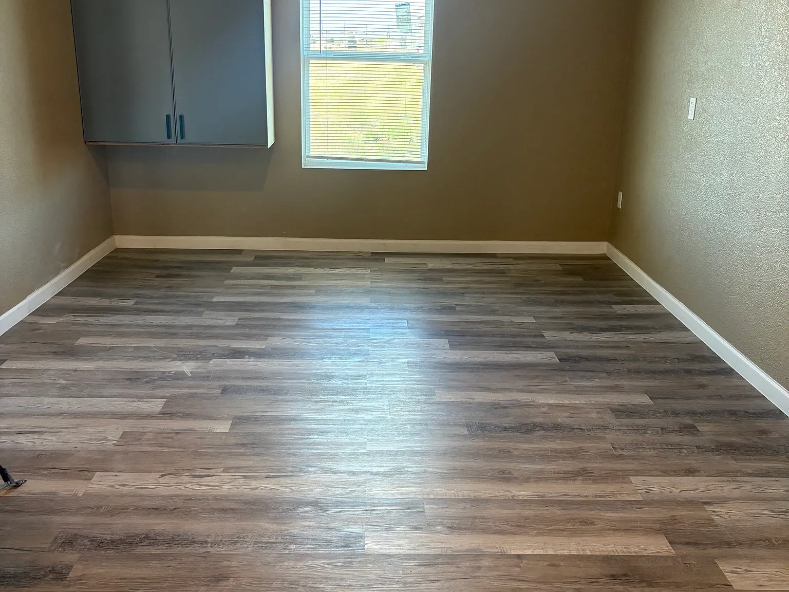 2 bed, 900 sqft, $1,300 — Photo 4