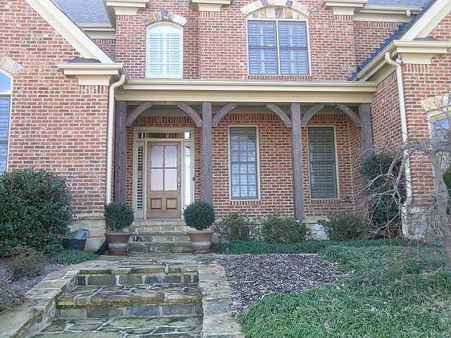 2nd image of 2177 Ector Pl
