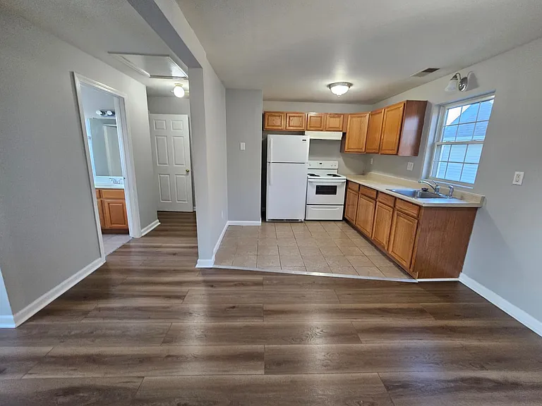 129 Main St #2B — Photo 3