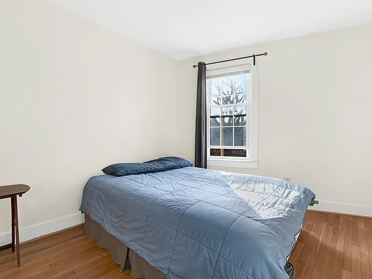 1125 Maryland Ave NE #10 — Photo 5