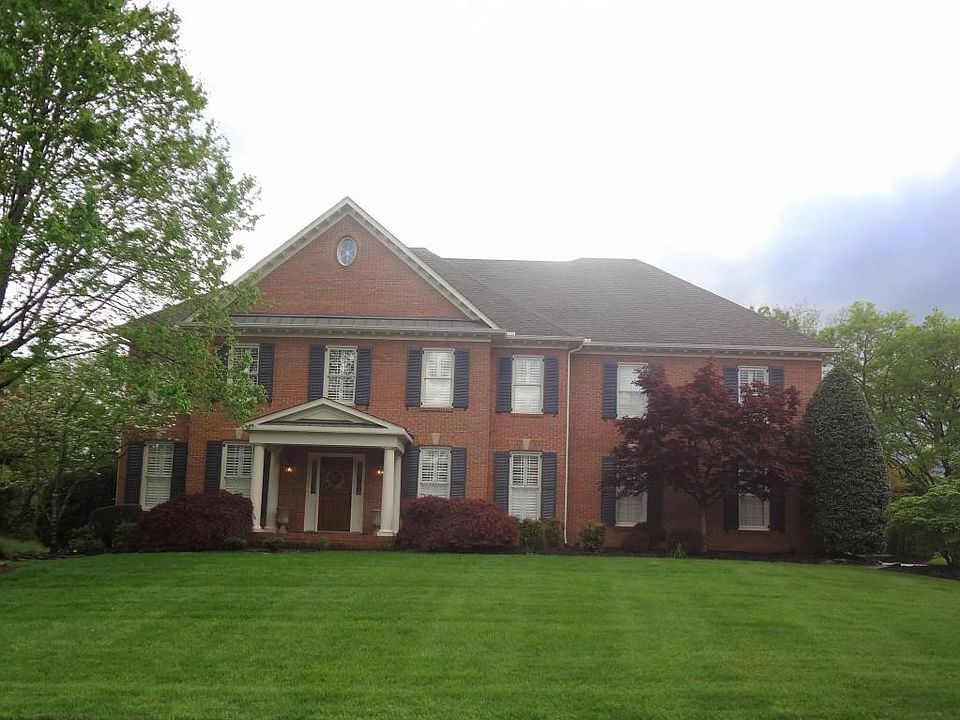2nd image of 913 Weatherly Hills Blvd