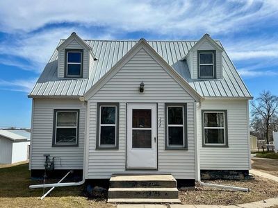 232 Drury Ave, Lowry, MN, 56349