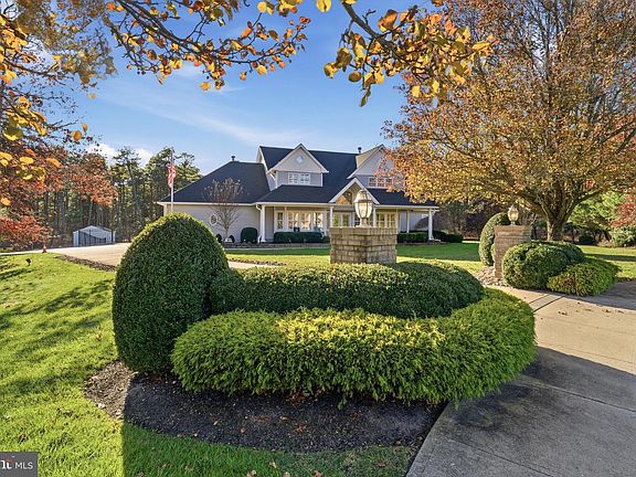 3rd image of 39 Rodeo Dr