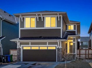 37 N Evansfield Mnr NW, Calgary, AB T3P 1J8