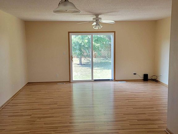5th image of 5816 NW 92nd Ct