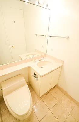 Rented by Olnick Organization | media 5