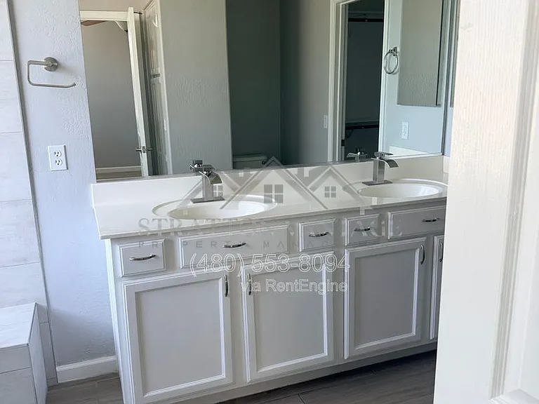 3068 E Ravenswood Dr — Photo 54