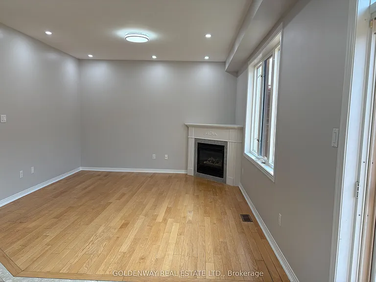 34 Whitford Rd — Photo 10