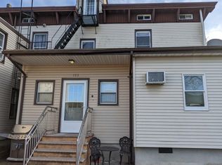 103 W Main St APT 2, Babylon, NY 11702