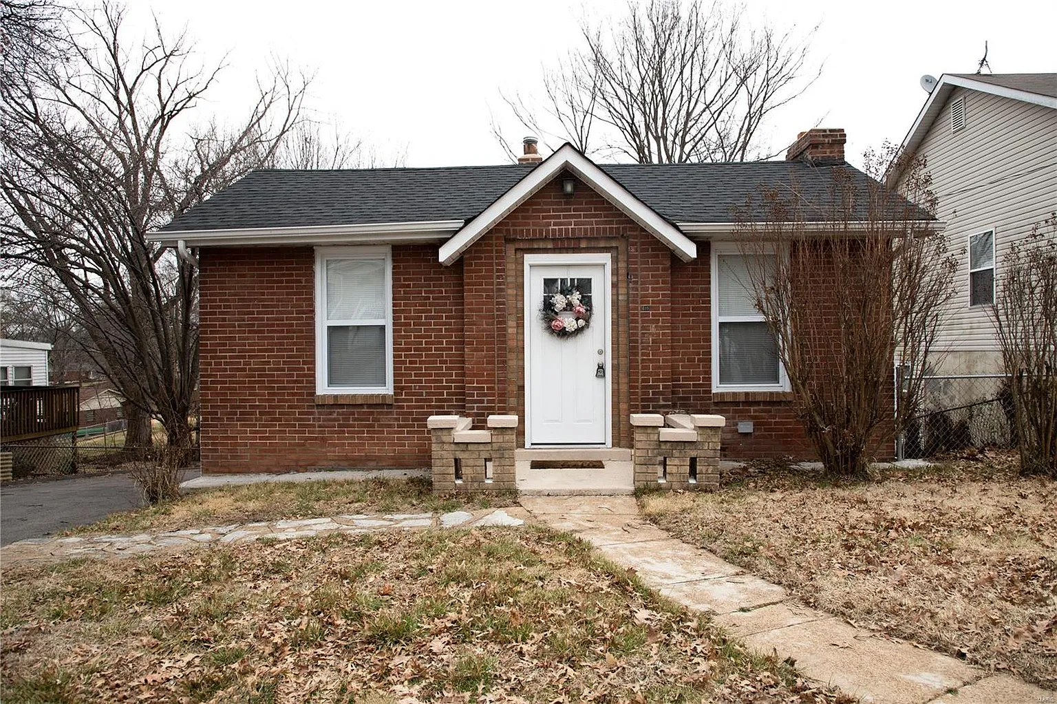 619 De Merville Ave photo 1