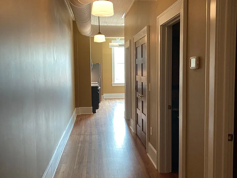 212 S Center St #203 — Photo 14