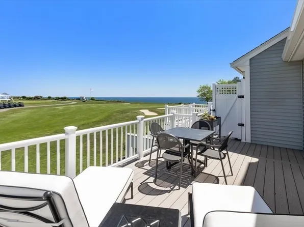 28 Cliffside Dr, Plymouth, MA 02360