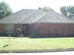 52 Springview Dr, Brandon, MS 39042
