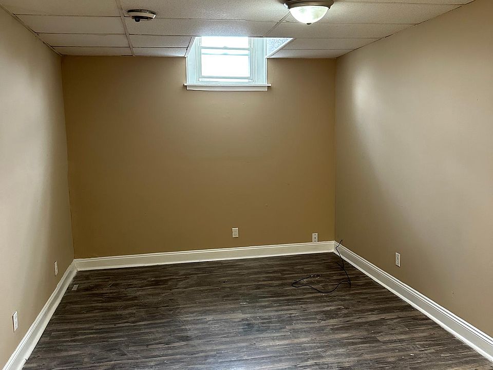 1st image of 628 Eastland Ave #1