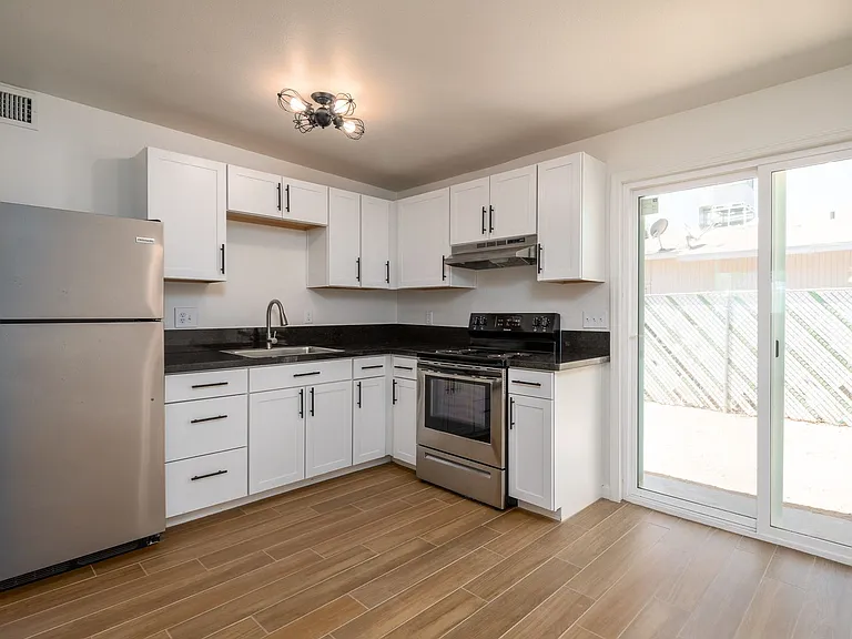 North Central (Stone and Limberlost), 2 bedroom, 1 bath duplexes, large fenced yards with a/c! — Photo 29