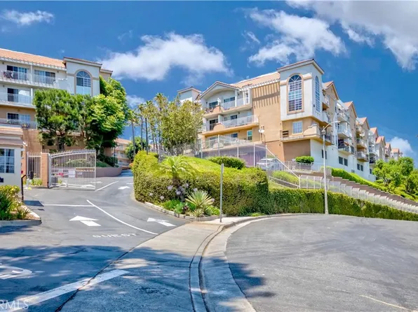 4755 Templeton St APT 2122, Los Angeles, CA 90032
