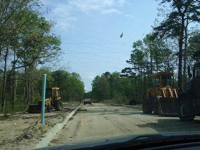 1st image of 106 Leo Ave