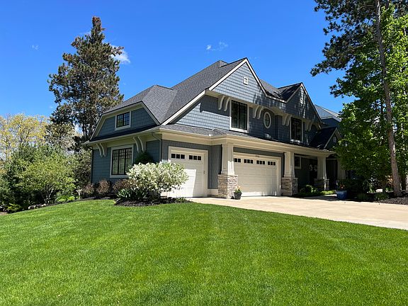3rd image of 1930 Cielo Dr NE