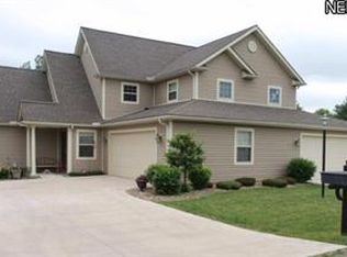 136 Fairway Pl, Warren, OH 44483