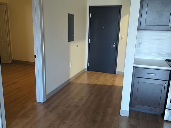 4th image of 330 Main St #11771345