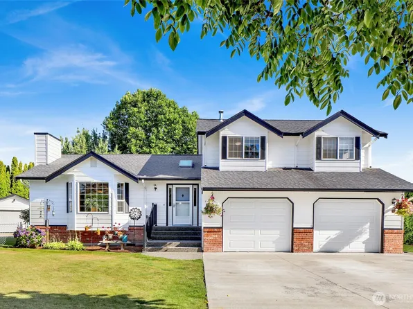 1048 Edgewater Lane, Lynden, WA 98264