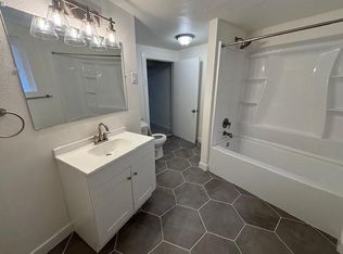 34 Lansing St, Aurora, CO 80010