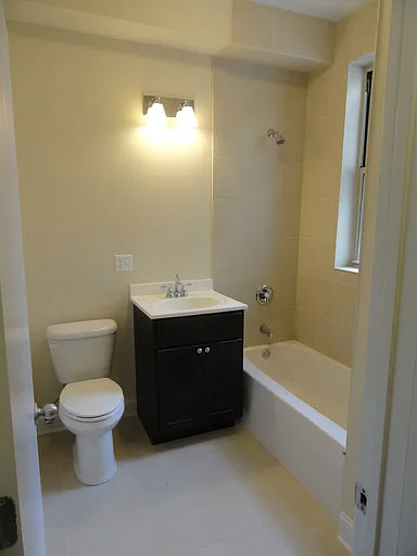 4852 N Drake Ave — Photo 3