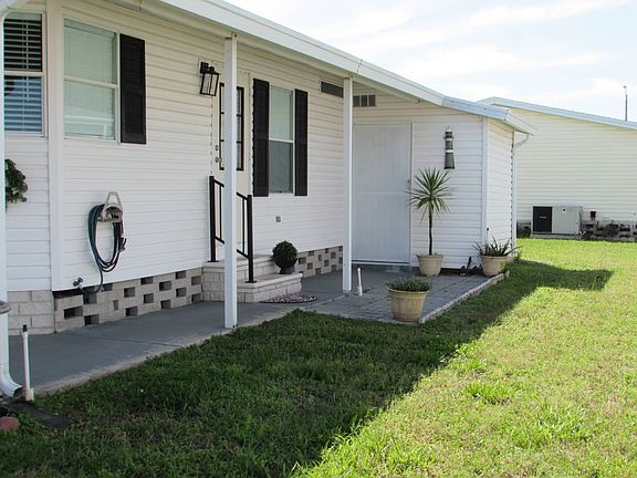 2nd image of 2613 Coachlite Dr