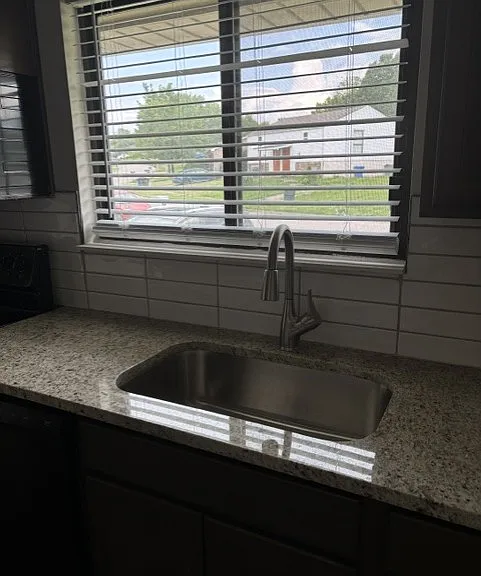 1165 Mount Rushmore Way #B — Photo 3