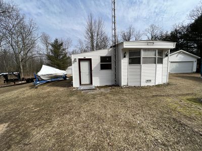 8988 E Us Highway 10, Branch, MI, 49402