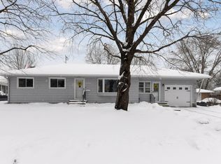 423 5th Ave NE, Osseo, MN 55369