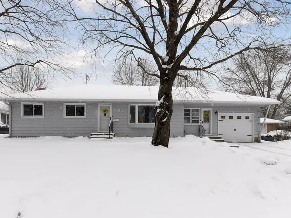 423 5th Ave NE, Osseo, MN 55369