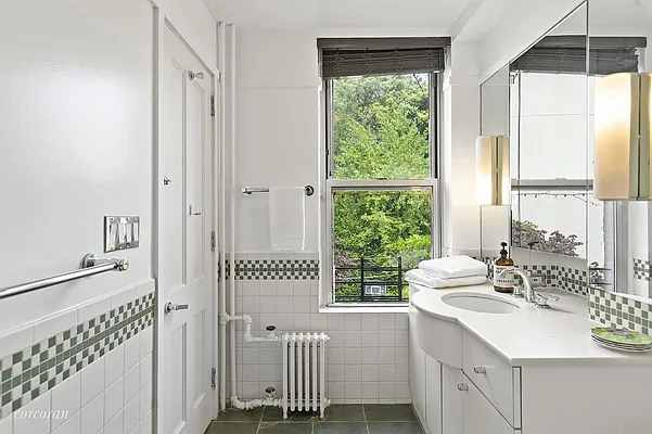 Sold by Corcoran | media 8