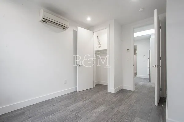 Rented by Brick&Mortar | media 21