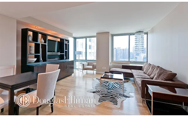 Rented by Douglas Elliman | media 6