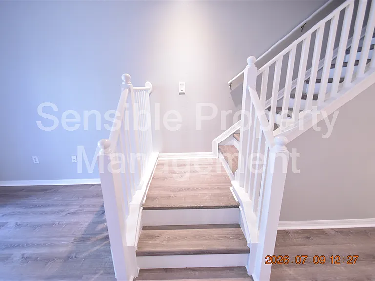 13121 Kings Crossing Dr — Photo 17