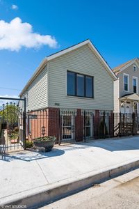 1942 S Desplaines St, Chicago, IL, 60616