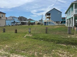 827 O'Neil Rd, Crystal Beach, TX 77650