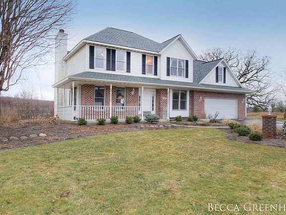 2nd image of 2290 Grand Valley Dr NE