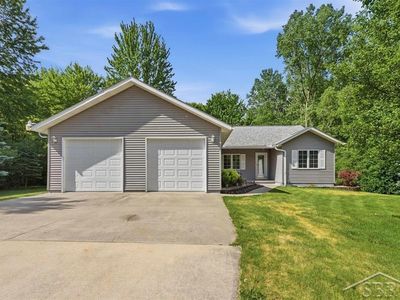 1608 S Tomei Dr, Midland, MI, 48640