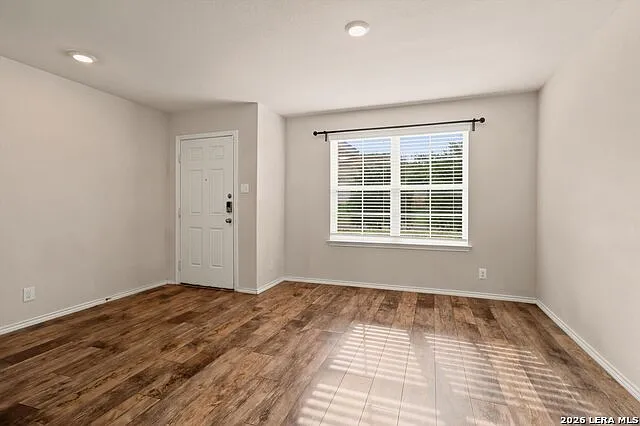 8106 Chestnut Blue Dr — Photo 11