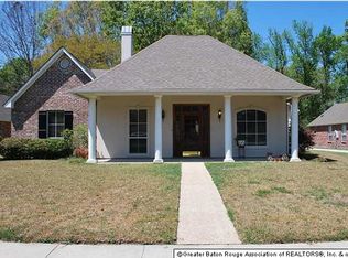 819 Maxine Dr, Baton Rouge, LA 70808