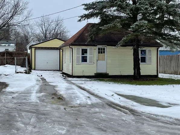 1168 Norton St, Burton, MI 48529