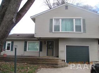 533 Thompson Ct, Canton, IL 61520