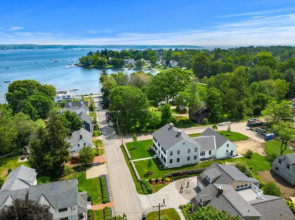 30 Oliver Street, New Castle, NH 03854