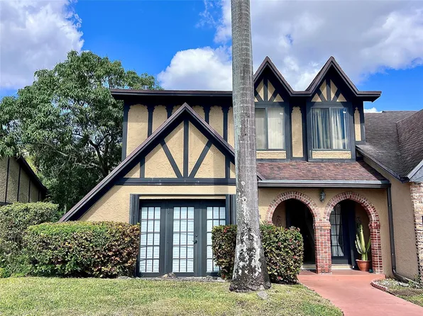 8963 NW 44th Court, Sunrise, FL 33351