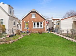 5506 W 24th St, Cicero, IL 60804