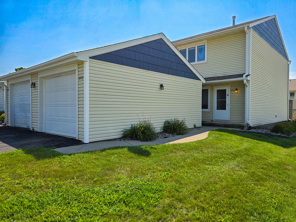 1st image of 202 Cooper Ct
